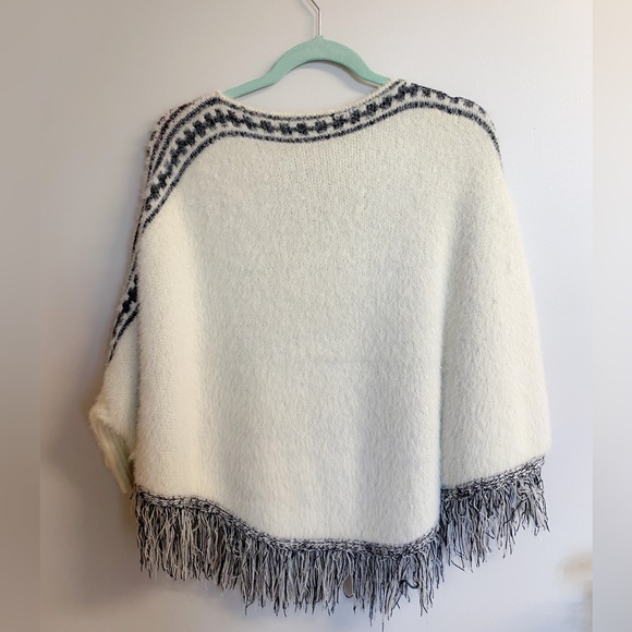 White Mickey Mouse Poncho - Picture 3 of 3